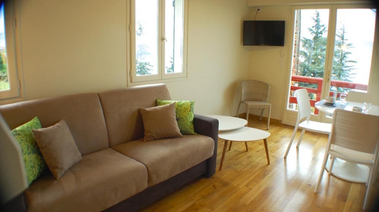 Le Cottage De Veyrier, Tres Jolie Vue Lac - Lla Selections By Location Lac Annecy Exterior photo